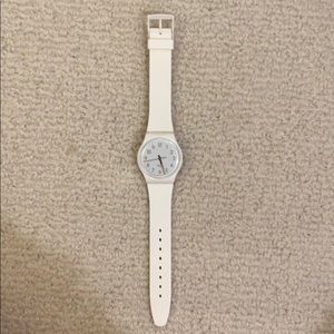 White analog watch